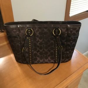 Coach shoulder bag